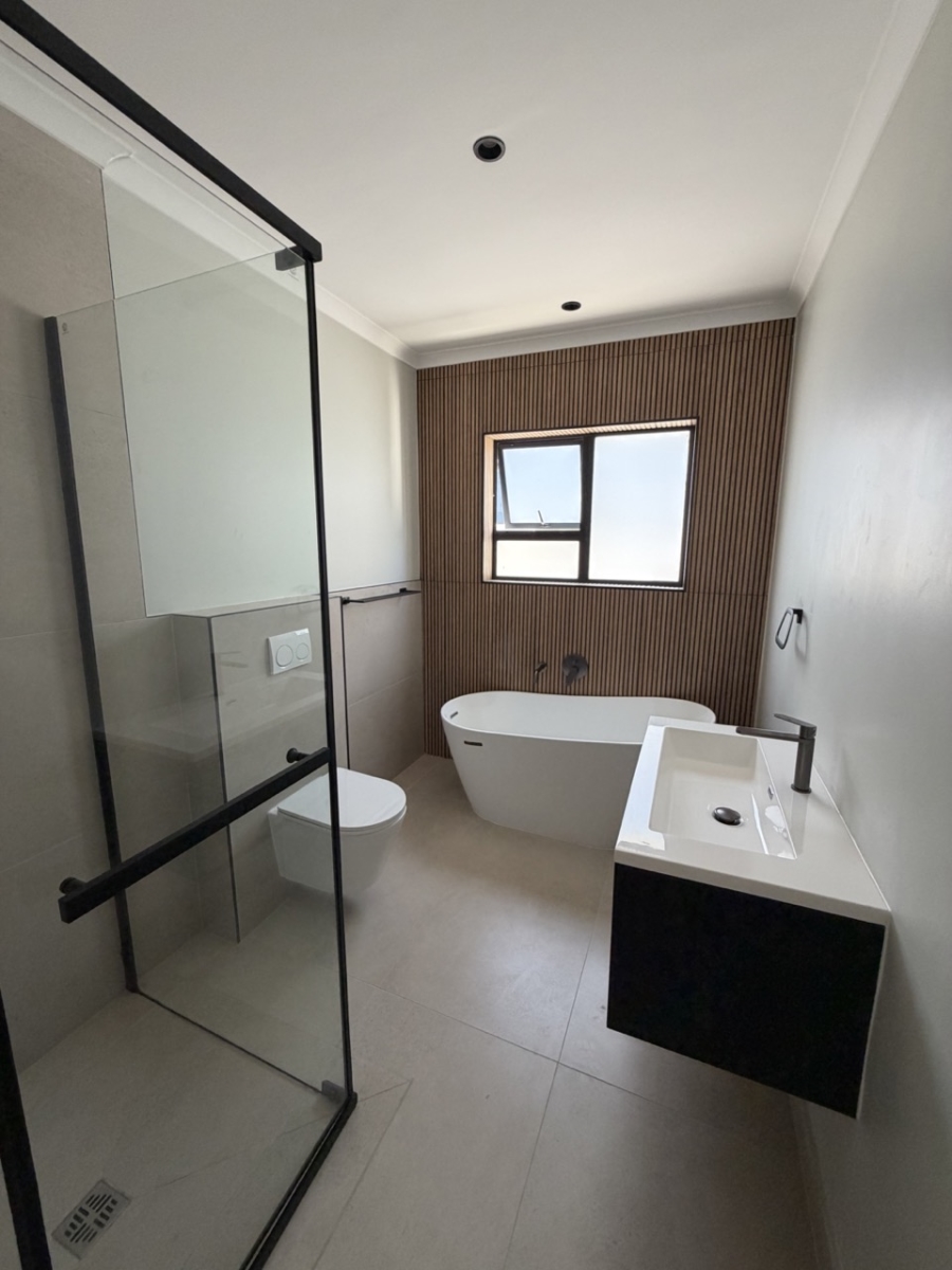 3 Bedroom Property for Sale in Mzuri Estate Western Cape